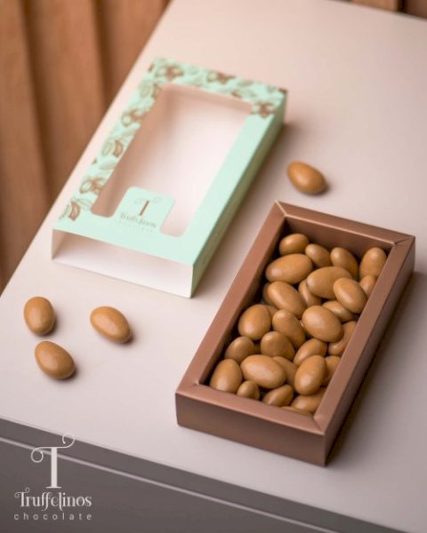 Almond with Caramel