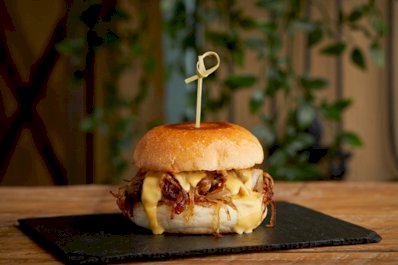 Chicken Liver Slider With Caramalized Onion