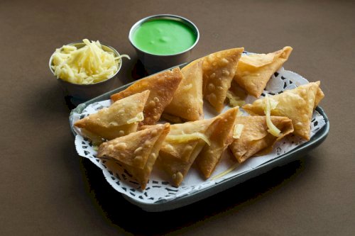 Cheese Sambosa
