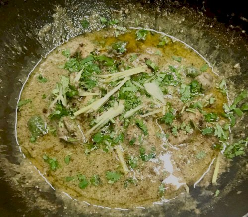 Chicken White Karahi (Half Chicken)