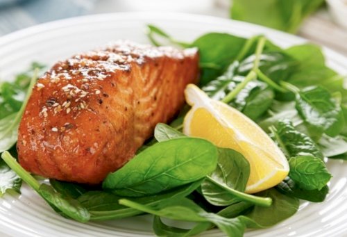 Grilled Salmon with Soy Sauce
