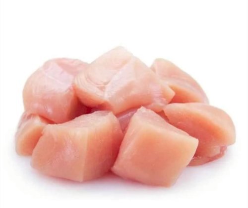 صدر دجاج بدون عظم مقطع مكعبات